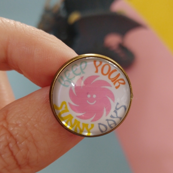 5 Twenty One Pilots Scaled Icy Glass Dome Button Badge + Level of Concern Pin - Picture 8 of 12